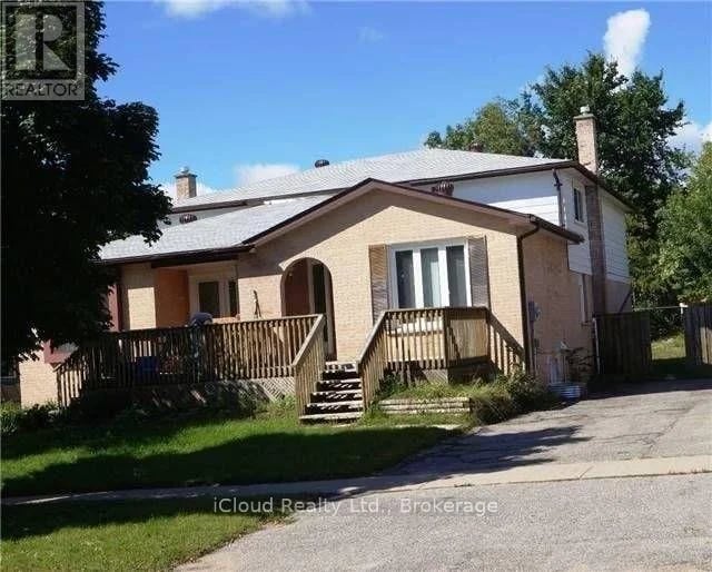 36 Sylvia Street, Barrie (Grove East), Ontario, L4M5J4, Barrie (Grove East), Ontario — photo 1 of 5