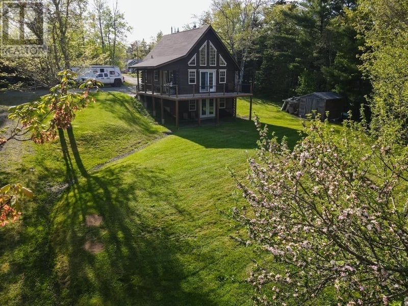 202 Lakecrest Drive, Mount Uniacke, Nova Scotia, B0N1Z0, Mount Uniacke, Nova Scotia — photo 1 of 5