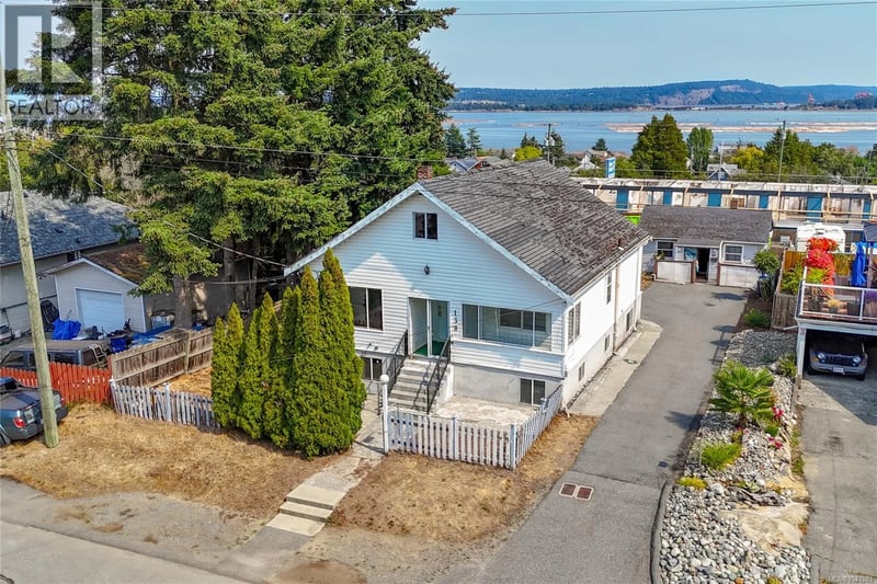 138 Strickland Street, Nanaimo, British Columbia, V9R4S2, Nanaimo, British Columbia — photo 1 of 5