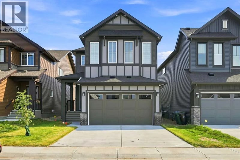 945 Chinook Winds Southwest, Airdrie, Alberta, T4B5P8, Airdrie, Alberta — photo 1 of 5