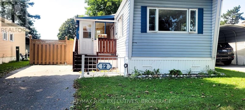 12 Wentworth Drive, Kingston (Rideau), Ontario, K7K5C9, Kingston (Rideau), Ontario — photo 1 of 5