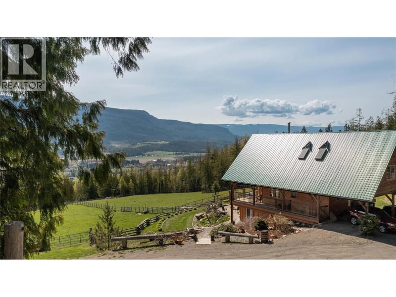 310 Grandview Bench Road, Grindrod, British Columbia, V0E1Y0, Grindrod, British Columbia — photo 1 of 5