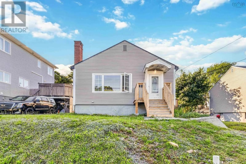 12 Auburn Avenue, Spryfield, Nova Scotia, B3R1K4, Spryfield, Nova Scotia — photo 1 of 5