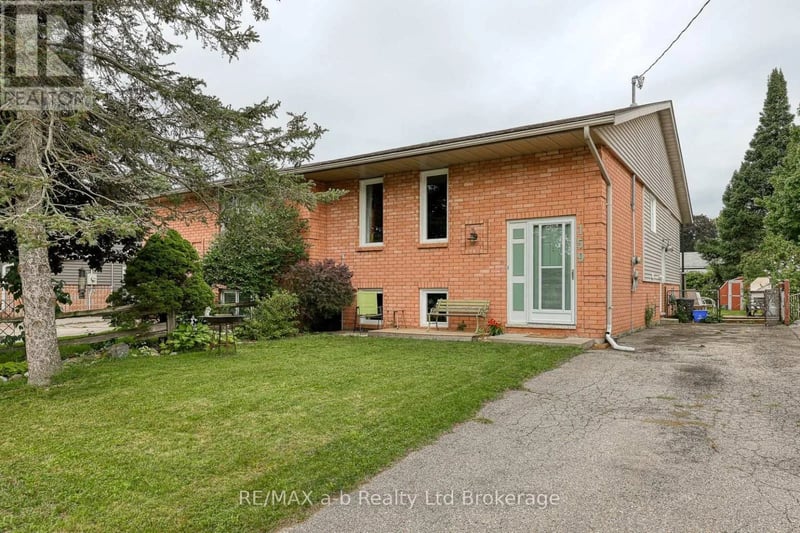 159 Carnegie Street, Ingersoll (Ingersoll - North), Ontario, N5C1L1, Ingersoll (Ingersoll - North), Ontario — photo 1 of 5