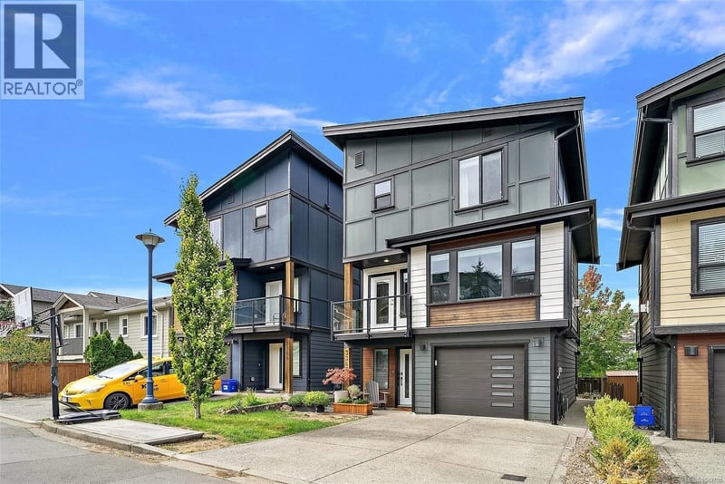 3346 Vision Way, Langford, British Columbia, V9C0E4, Langford, British Columbia — photo 1 of 5
