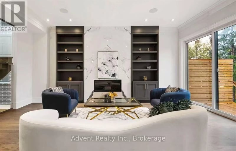 131B Holmes Avenue, Toronto (Willowdale East), Ontario, M2N4M5, Toronto (Willowdale East), Ontario — photo 1 of 5