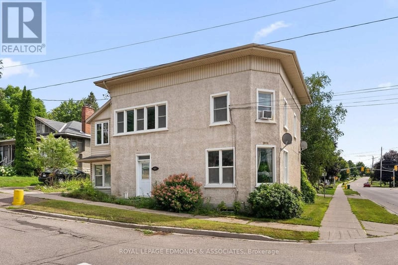 403 Mackay Street, Pembroke, Ontario, K8A1E3, Pembroke, Ontario — photo 1 of 5