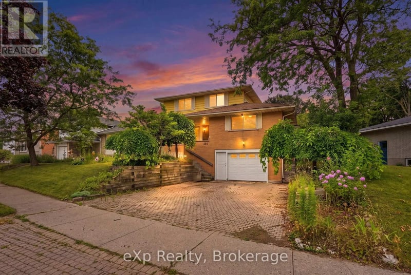 101 Crosby Drive, Kitchener, Ontario, N2B2L1, Kitchener, Ontario — photo 1 of 5