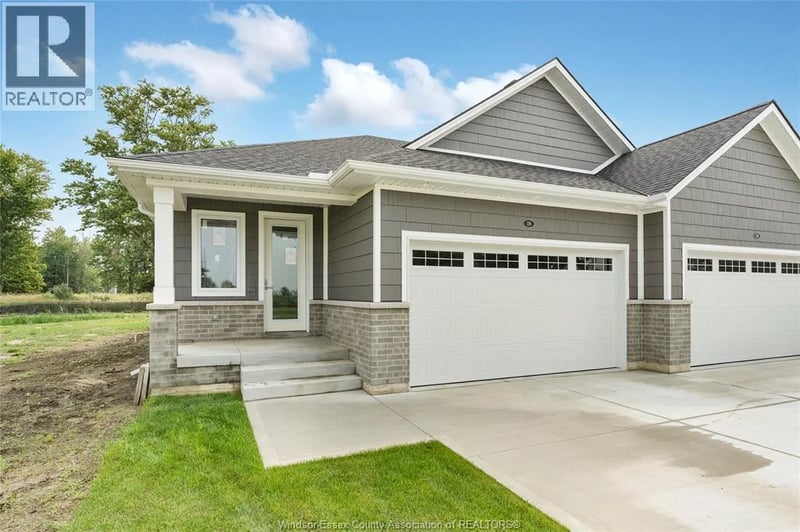 119 BOIS BLANC, Amherstburg, Ontario, N9V4A6, Amherstburg, Ontario — photo 1 of 5
