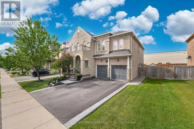 34 Royal Links Circle, Brampton (Vales of Castlemore North), Ontario, L6P2Z9, Brampton (Vales of Castlemore North), Ontario — photo 1 of 5
