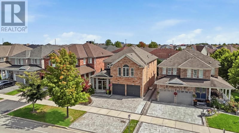 239 Williamson Drive West, Ajax (Northwest Ajax), Ontario, L1T5A2, Ajax (Northwest Ajax), Ontario — photo 1 of 5