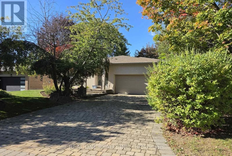 36 Wildrose Crescent East, Markham (Bayview Glen), Ontario, L3T1N5, Markham (Bayview Glen), Ontario — photo 1 of 5