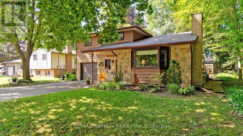 45 Main Street South, Bluewater (Bayfield), Ontario, N0M1G0, Bluewater (Bayfield), Ontario — photo 1 of 5