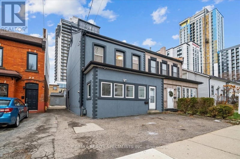 183 Market Street, Hamilton (Central), Ontario, L8R1P1, Hamilton (Central), Ontario — photo 1 of 5