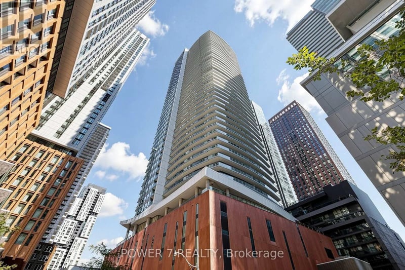 #4207 21 Widmer Street, Toronto (Waterfront Communities), Ontario, M5V0B8, Toronto (Waterfront Communities), Ontario — photo 1 of 5
