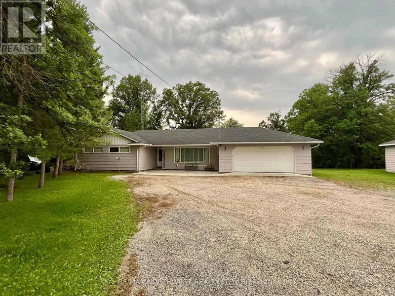 986 HWY 11, Dawson (TB-405), Ontario, P0W1K0, Dawson (TB-405), Ontario — photo 1 of 5