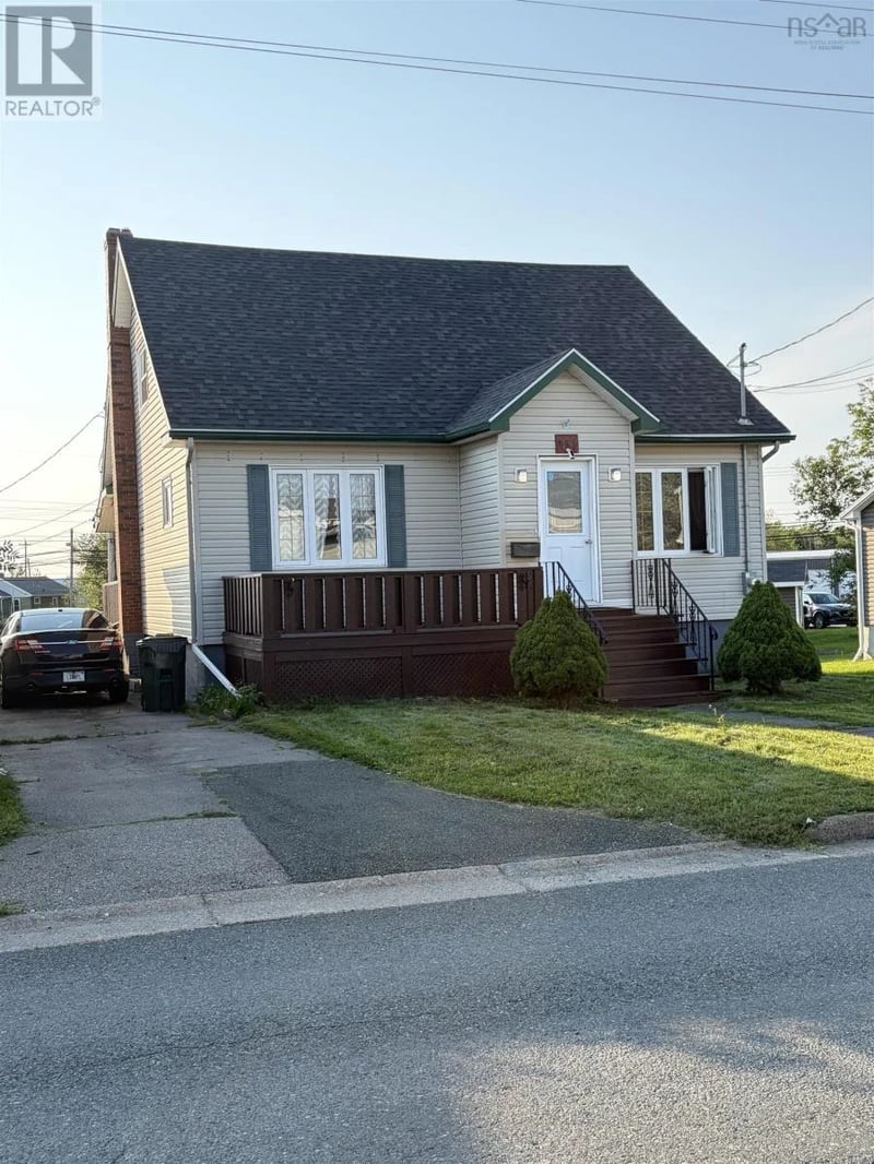 151 Gray Street, Sydney, Nova Scotia, B1P4L3, Sydney, Nova Scotia — photo 1 of 5