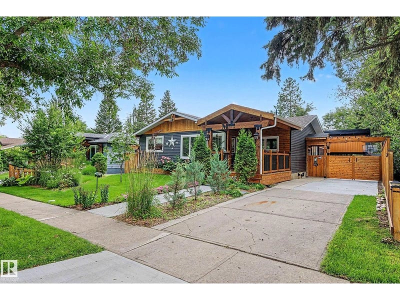 162 Mission AV, St. Albert, Alberta, T8N2C7, St. Albert, Alberta — photo 1 of 5
