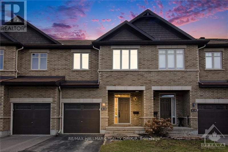 428 ARNCLIFFE Avenue, Ottawa, Ontario, K2W0B7, Ottawa, Ontario — photo 1 of 5