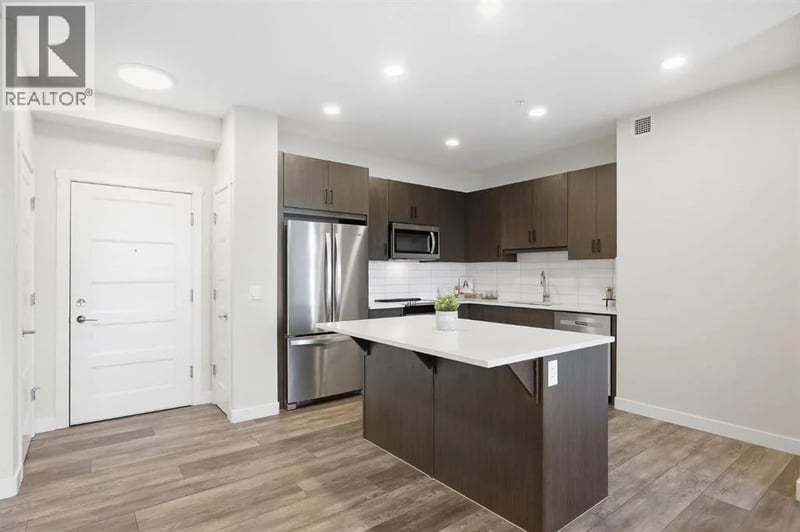 55 Wolf Hollow Crescent Southeast, Calgary, Alberta, T2X5K9, Calgary, Alberta — photo 1 of 5