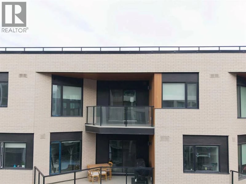 8370 Broadcast Avenue Southwest, Calgary, Alberta, T3H6L3, Calgary, Alberta — photo 1 of 5