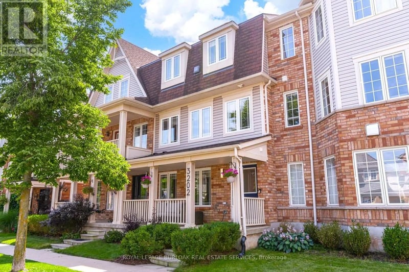3202 Munson Crescent, Burlington (Alton), Ontario, L7L3B9, Burlington (Alton), Ontario — photo 1 of 5
