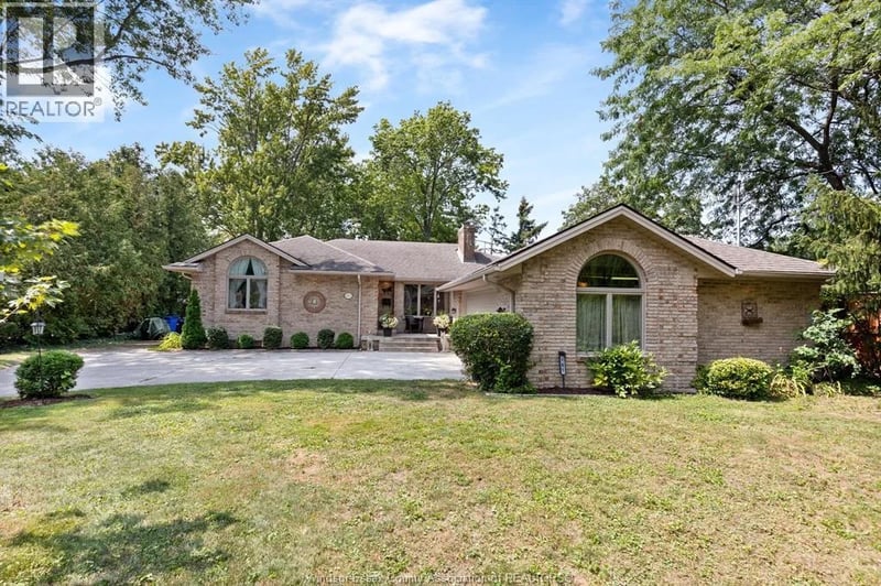 161 LACASSE Boulevard, Tecumseh, Ontario, N8N2B4, Tecumseh, Ontario — photo 1 of 5