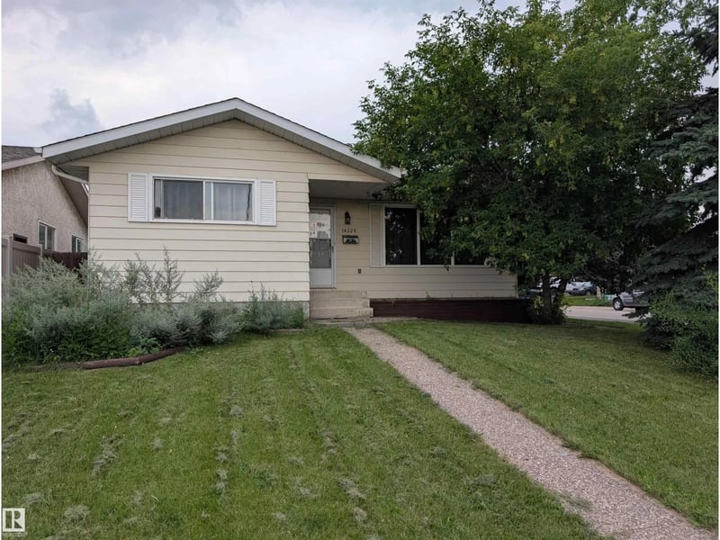 14228 22 ST NW, Edmonton, Alberta, T5Y1E5, Edmonton, Alberta — photo 1 of 5
