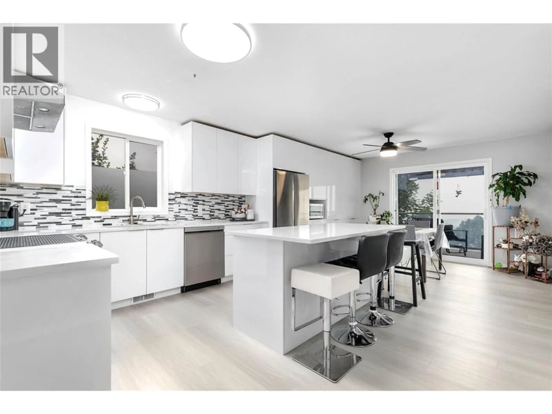 #331 2440 Old Okanagan Highway, West Kelowna, British Columbia, V4T1X6, West Kelowna, British Columbia — photo 1 of 5