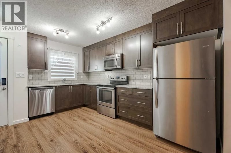 2400 Ravenswood View Southeast, Airdrie, Alberta, T4A0v7, Airdrie, Alberta — photo 1 of 5