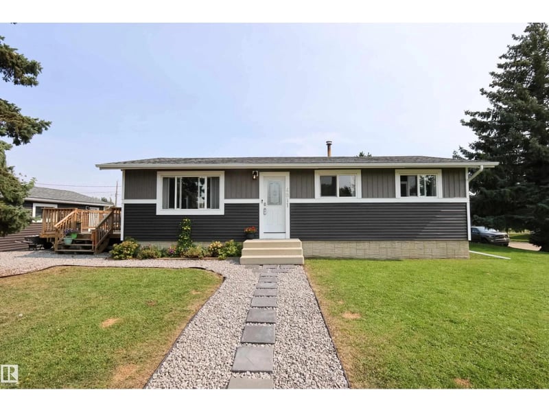 4811 50 ST, Legal, Alberta, T0G1L0, Legal, Alberta — photo 1 of 5