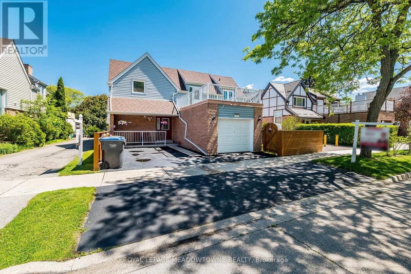 1157 Kos Boulevard, Mississauga (Lorne Park), Ontario, L5J4L3, Mississauga (Lorne Park), Ontario — photo 1 of 5