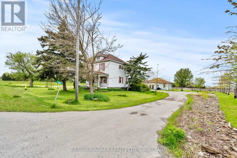 1068 Niagara Stone Road, Niagara-on-the-Lake (Lakeshore), Ontario, L0S1J0, Niagara-on-the-Lake (Lakeshore), Ontario — photo 1 of 5
