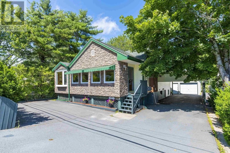 1645 St Margarets Bay Road, Timberlea, Nova Scotia, B3T1B4, Timberlea, Nova Scotia — photo 1 of 5