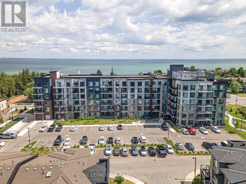 #301 600 North Service Road, Hamilton (Lakeshore), Ontario, L8E0L2, Hamilton (Lakeshore), Ontario — photo 1 of 5