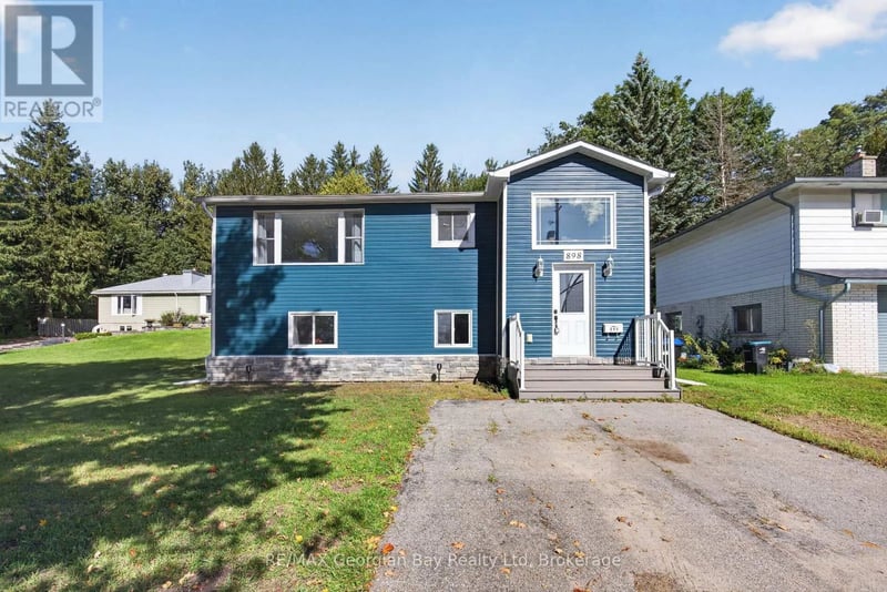 898 Yonge Street, Midland, Ontario, L4R2E7, Midland, Ontario — photo 1 of 5