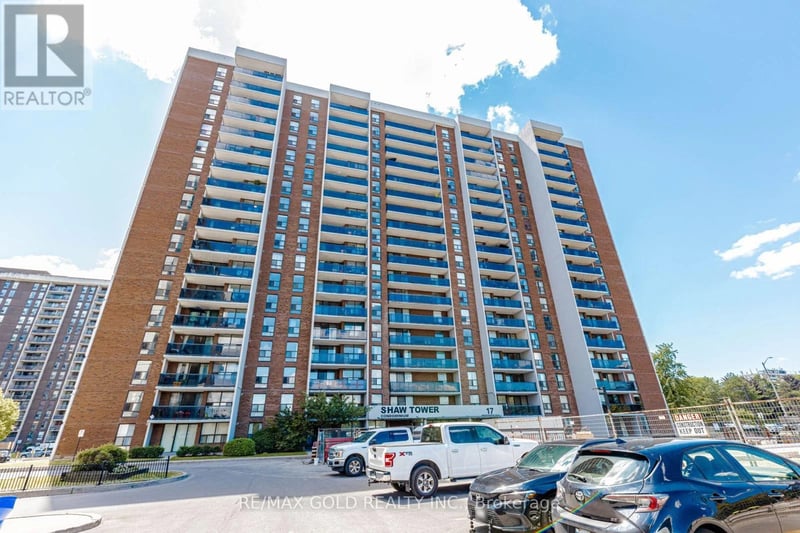 #905 17 Knightsbridge Road, Brampton (Queen Street Corridor), Ontario, L6T3X9, Brampton (Queen Street Corridor), Ontario — photo 1 of 5