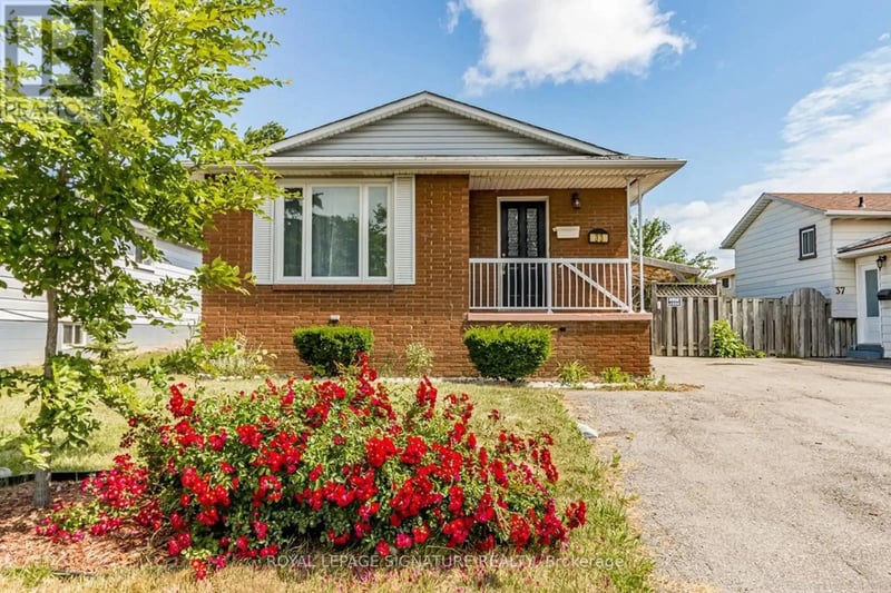 #Upper 33 Behan Street, Hamilton (Berrisfield), Ontario, L8T4N5, Hamilton (Berrisfield), Ontario — photo 1 of 5