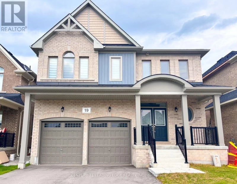 19 Wakefield Boulevard, Essa (Angus), Ontario, L3W0L7, Essa (Angus), Ontario — photo 1 of 5