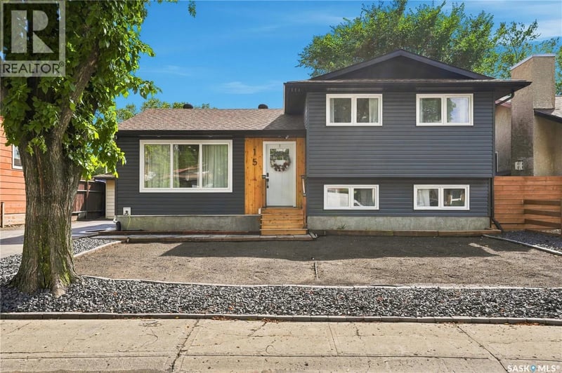 15 Rendek CRESCENT, Regina, Saskatchewan, S4X1H7, Regina, Saskatchewan — photo 1 of 5