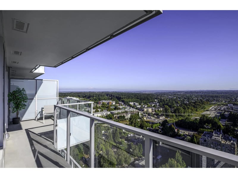 #3405 13768 100 Avenue, Surrey, British Columbia, V3T0V2, Surrey, British Columbia — photo 1 of 5
