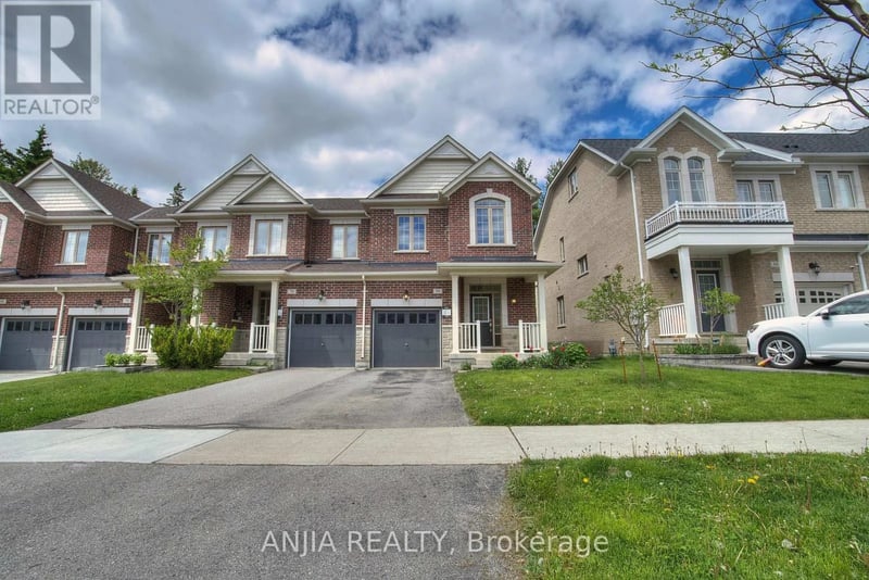 80 Radial Drive East, Aurora, Ontario, L4G0Z8, Aurora, Ontario — photo 1 of 5