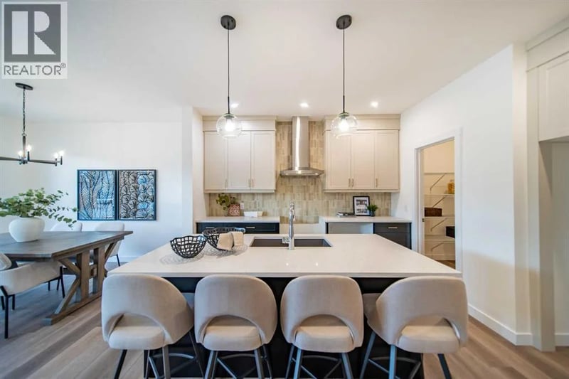 168 Creekstone Circle Southwest, Calgary, Alberta, T2X5M6, Calgary, Alberta — photo 1 of 5