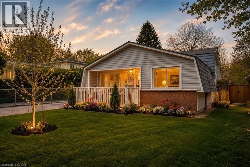 87 CHRISTOPHER Drive, Waterloo, Ontario, N2J4J6, Waterloo, Ontario — photo 1 of 5