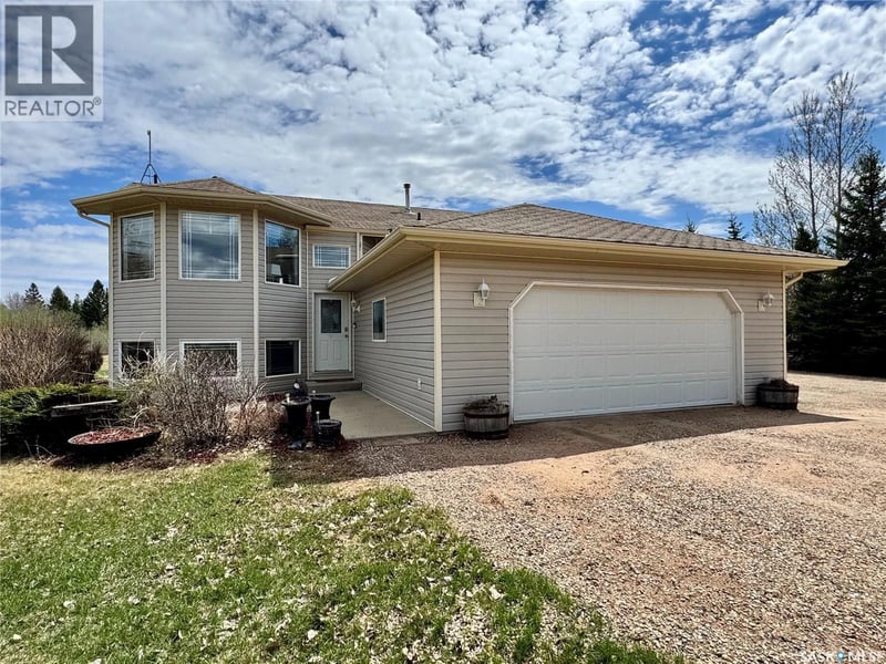 808 Lakeridge DRIVE, Buckland Rm No. 491, Saskatchewan, S6V5R3, Buckland Rm No. 491, Saskatchewan — photo 1 of 5