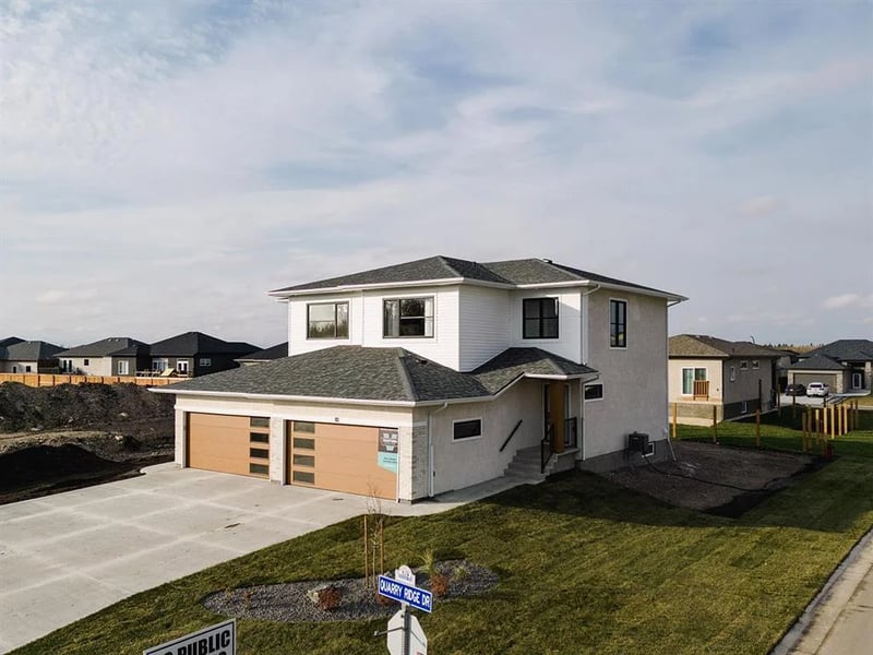 51 Ella Drive, La Salle, Manitoba, R0G0A2, La Salle, Manitoba — photo 2 of 5