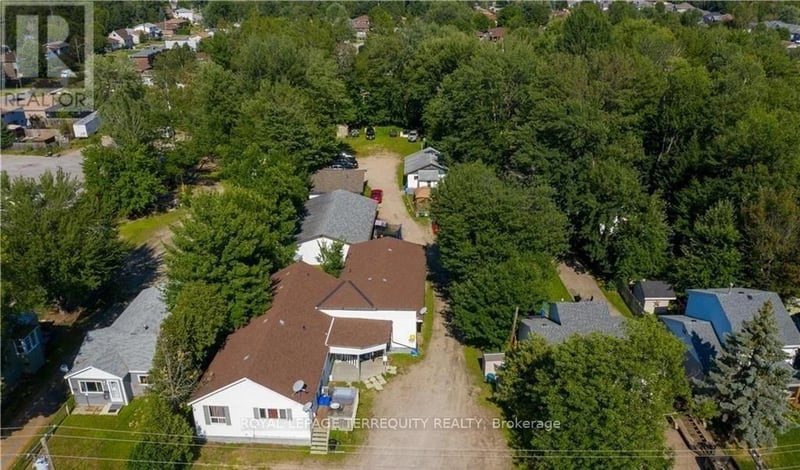 #9 550 Lakeshore Drive, North Bay (Ferris), Ontario, P1A2E6, North Bay (Ferris), Ontario — photo 1 of 5