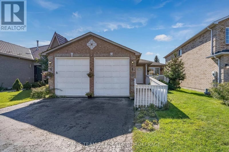 41 Irene Drive, Barrie (Painswick South), Ontario, L4N5Z1, Barrie (Painswick South), Ontario — photo 1 of 5