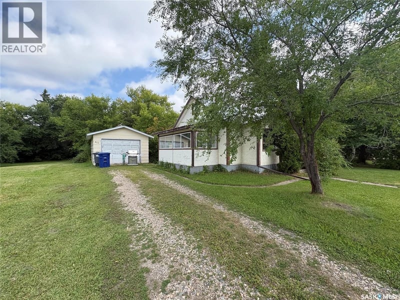 412 1st AVENUE, Spy Hill, Saskatchewan, S0A3W0, Spy Hill, Saskatchewan — photo 1 of 5