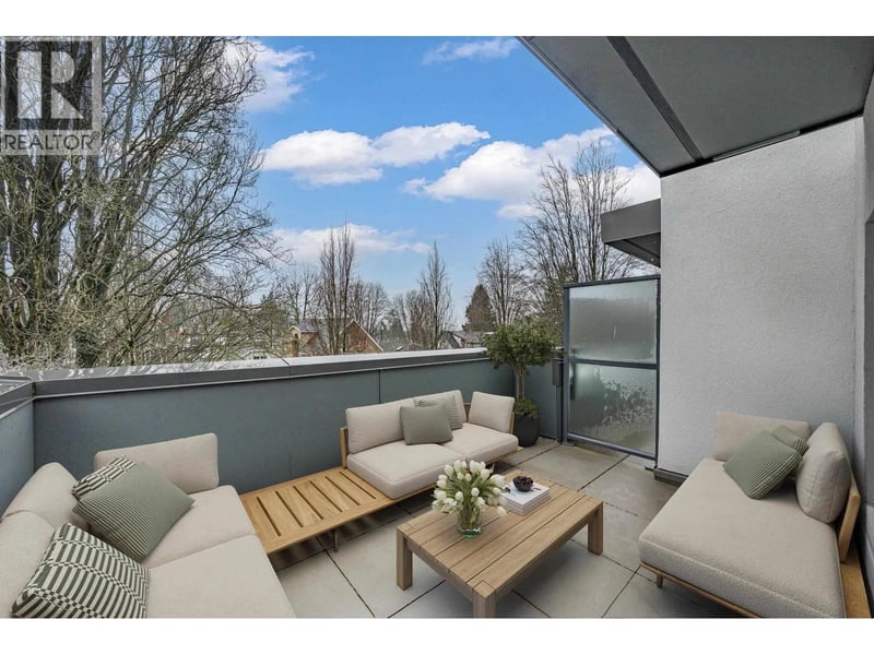 2071 1ST Avenue, Vancouver, British Columbia, V5N1B6, Vancouver, British Columbia — photo 1 of 5